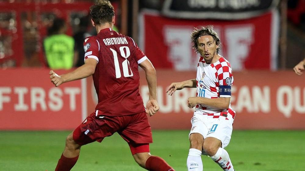 Croatia defeats Armenia 10 in European Football Championship