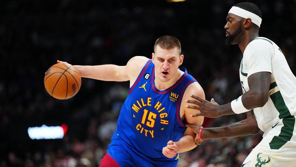 Denver v souboji nejlepších týmů NBA porazil Milwaukee o 23 bodů