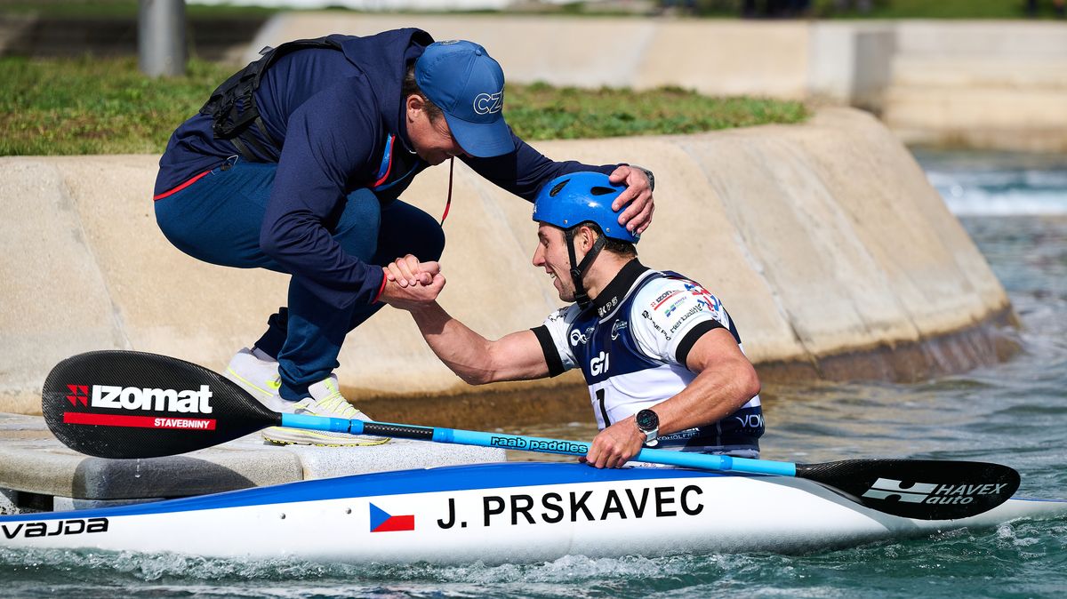 Dívej se mi na ruce! Jak rodinná hláška odstartovala stříbrnou českou jízdu