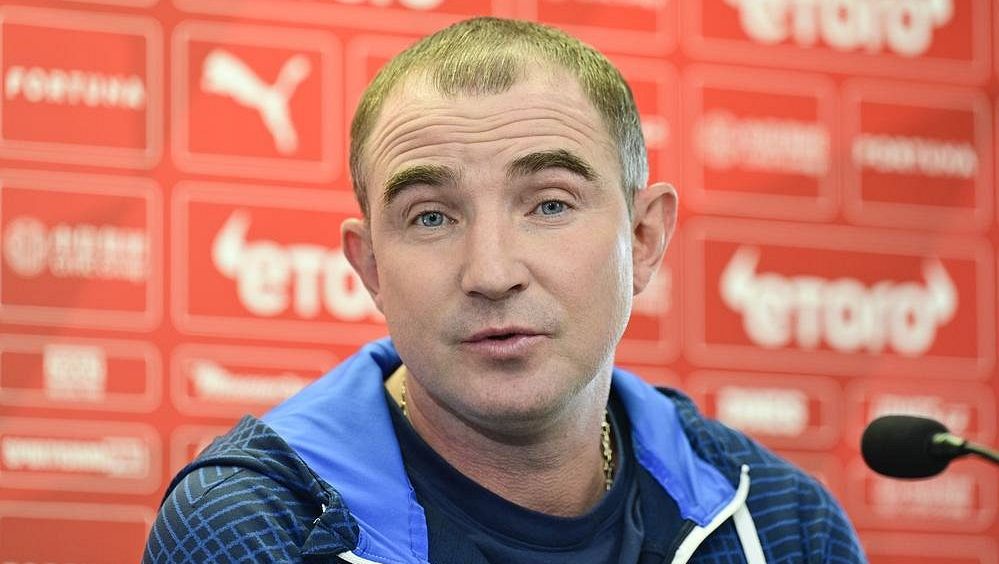 Byli jsme vyčerpaní z cestování, omlouval trenér Dnipra slaboučký výkon proti Slavii