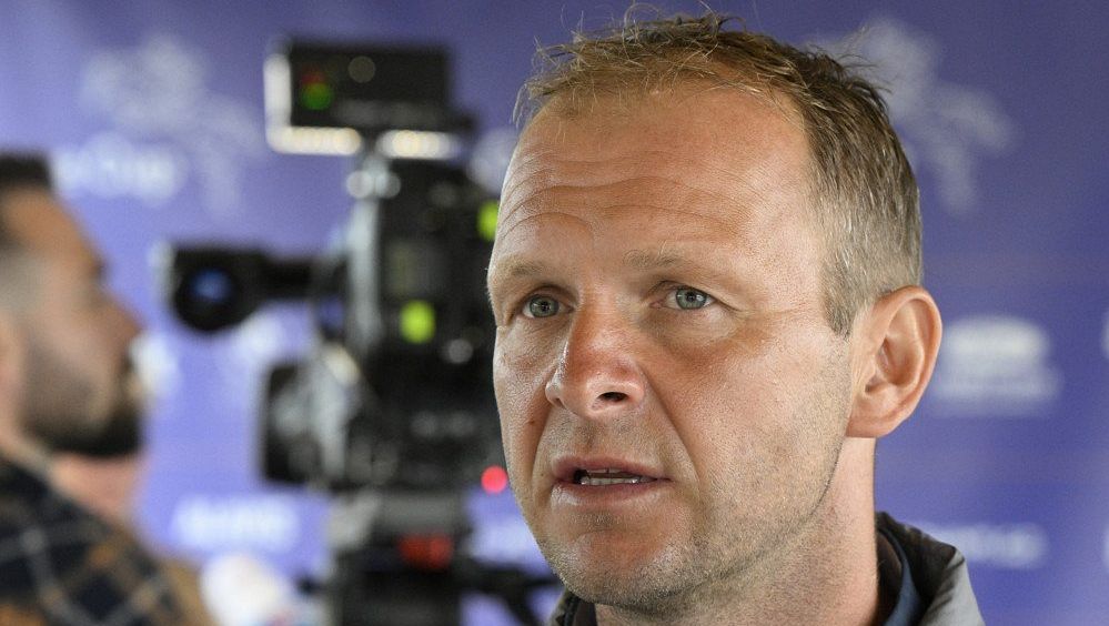 Tvrdý souboj o Paříž v domácím prostředí. Žádná procházka, ale věříme si, hlásí česká jednička