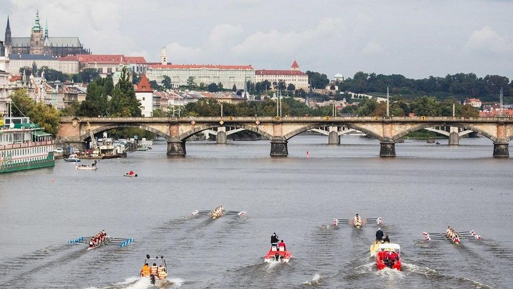 Finále osmiveslic na Primátorkách sudí zastavili. Druhý pokus už Dukla ovládla