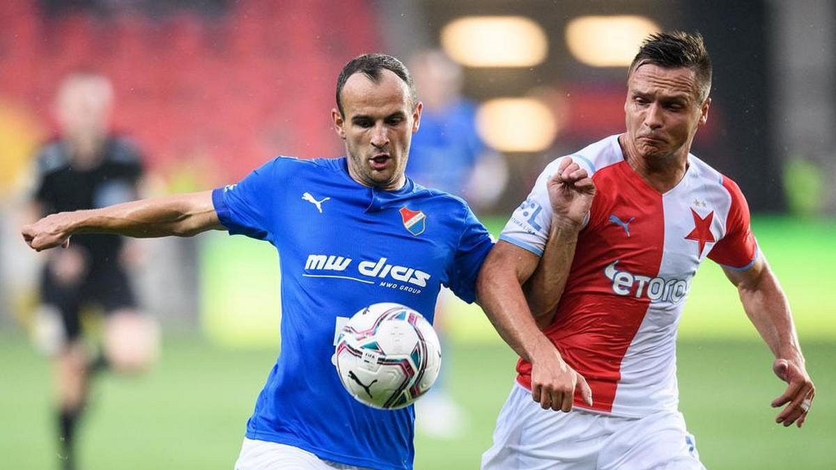 FOTBAL ONLINE: Zvládne Slavia klíčovou bitvu v Ostravě? Hraje se také o záchranu