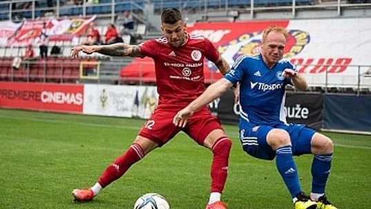 Fotbalisté Třince remizovali doma ve druhé lize s B-týmem Olomouce