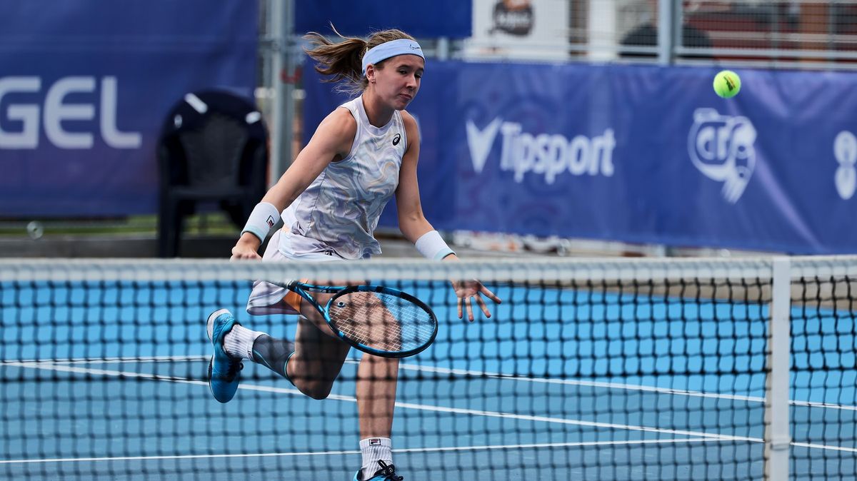TENIS ONLINE: Životní zápas pro další českou kometu, Bartůňková čelí rumunské hvězdě. Macháč vyzve Wawrinku