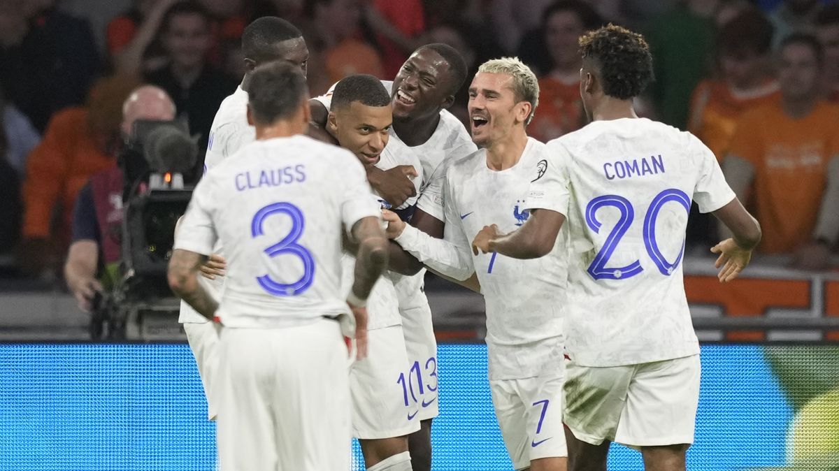 Fotbalisté Belgie, Francie a Portugalska postoupili na ME