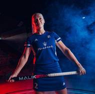 Pozemní hokejistky čeká ME, před startem šampionátu se Češky předvedly před objektivy fotografů. Na snímku pózuje Kateřina Laciná.