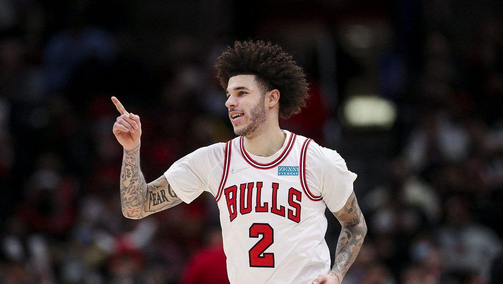 Rozehrávač Chicaga Ball vynechá druhou sezonu NBA za sebou