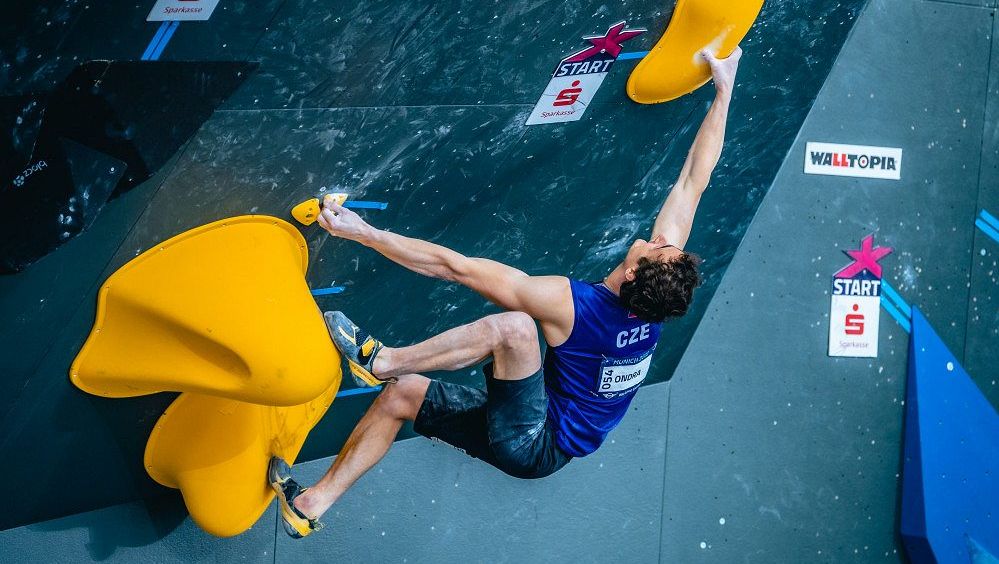 Ondra je na MS ve finále lezení na obtížnost, v semifinále byl druhý