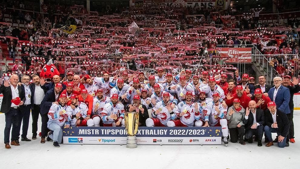 Velké změny v Třinci! Kádr mistra posílí tři obránci a dva útočníci. Sedm hráčů končí