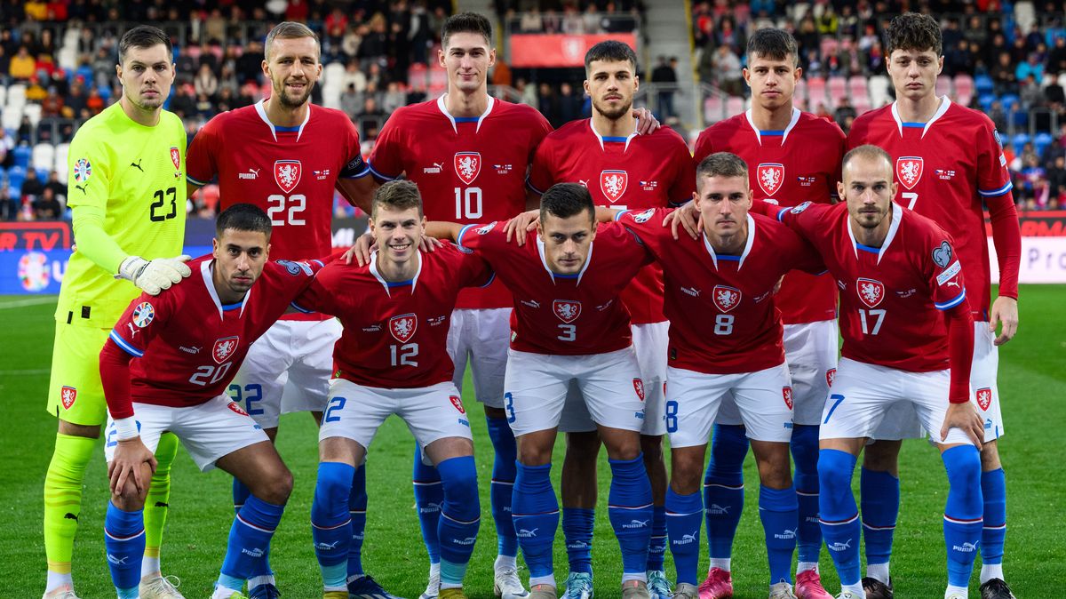 Čeští fotbalisté klesli v žebříčku o čtyři místa a jsou nejníže za téměř tři roky