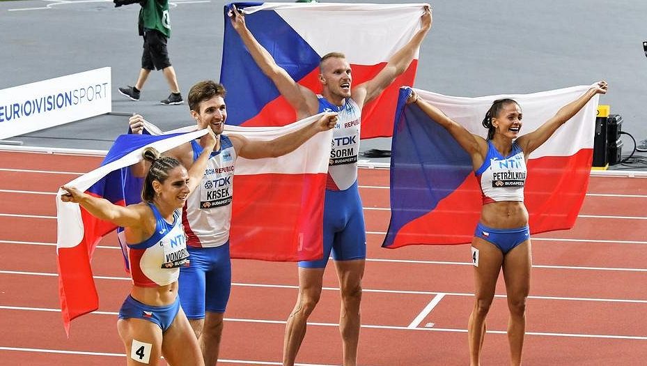 Češi dostanou medaile, rozhodne se souboj o sprinterského krále