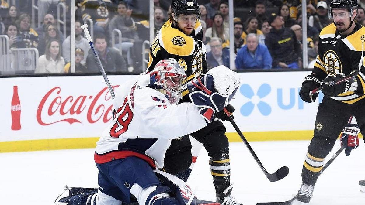 Paráda! Pastrňák s Noskem pomohli Bostonu k dalšímu rekordu v NHL