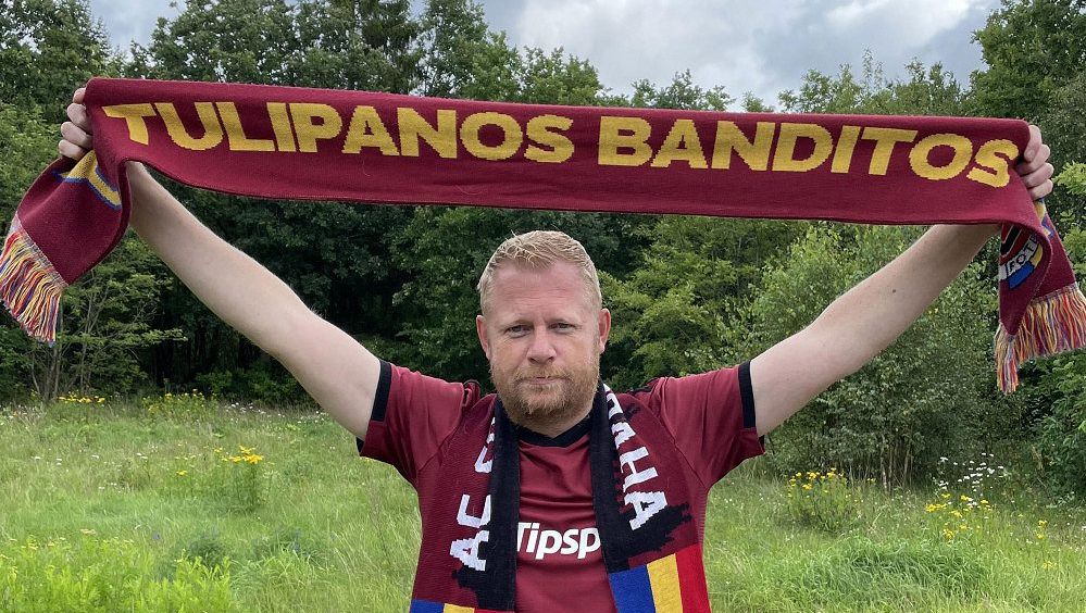 Dánský fanoušek letí na otočku do Prahy fandit Spartě proti dánské Kodani
