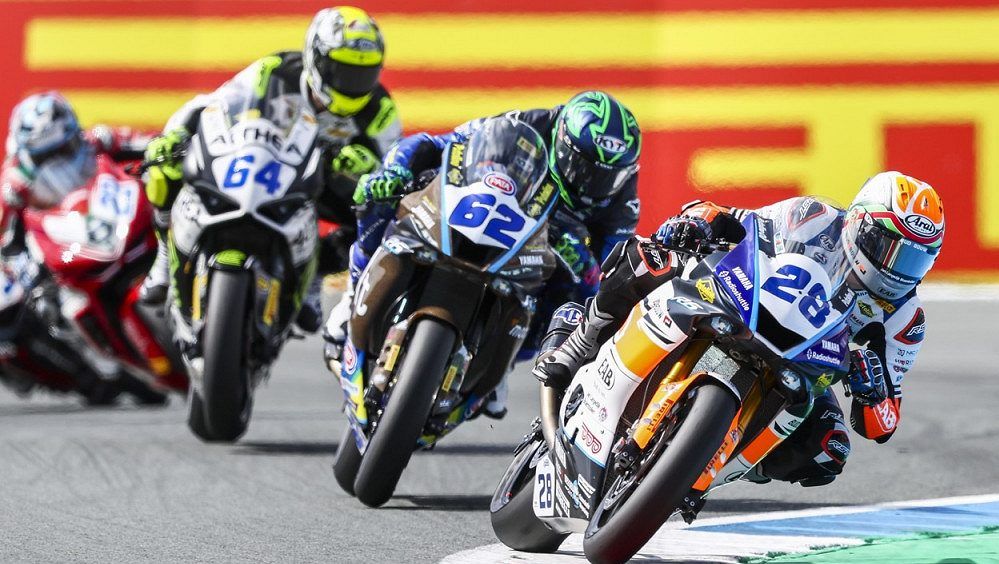 Senzace! Svoboda vyhrál v Assenu i druhý závod a vede MS supersportů