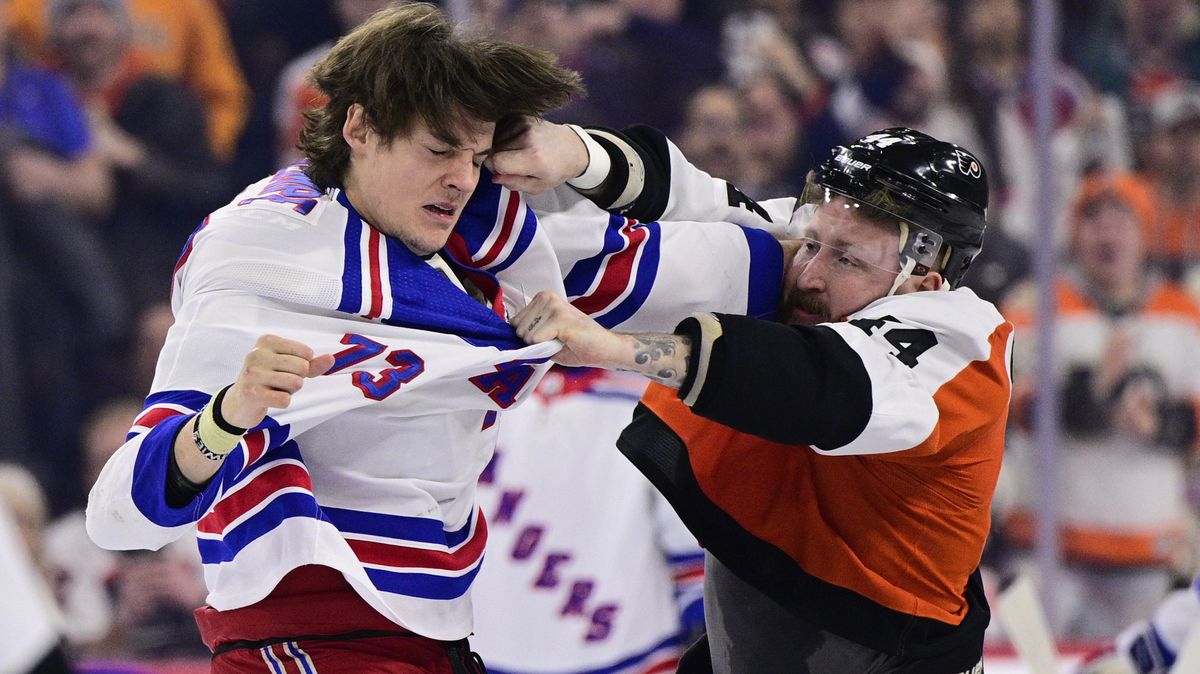 Dva metry, 110 kilo a bitka roku jak ze starých časů. NHL obchází postrach z Rangers