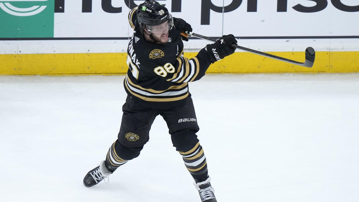 Kučerov vede produktivitu NHL, Pastrňák je třetí