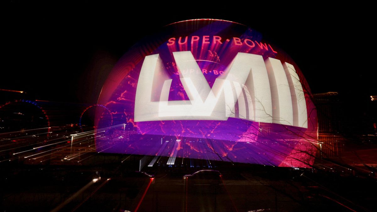 Ross a Rachel opět spolu: přes sto milionů za půl minuty. Jak Super Bowl zachraňuje televizi