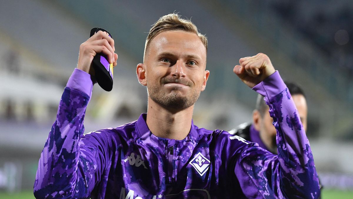 Barák skóroval i v odvetě Konferenční ligy a zajistil Fiorentině čtvrtfinále