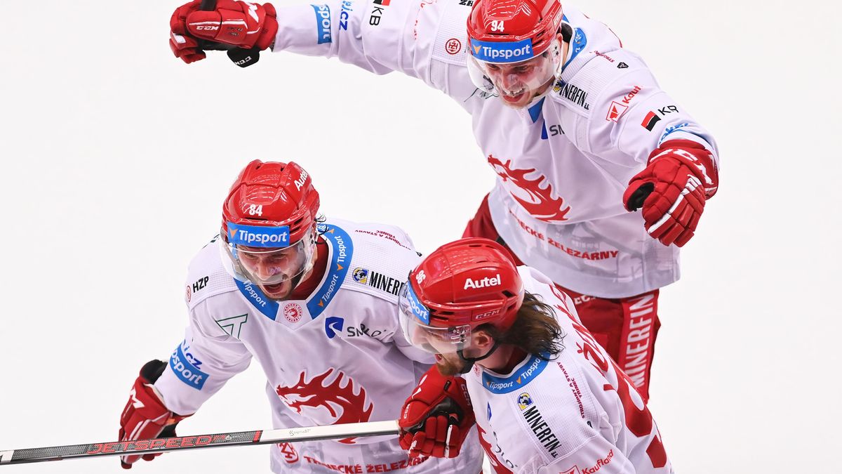 Byl to mířený ale neuvěřitelně šťastný gól, přiznal třinecký hrdina Voženílek