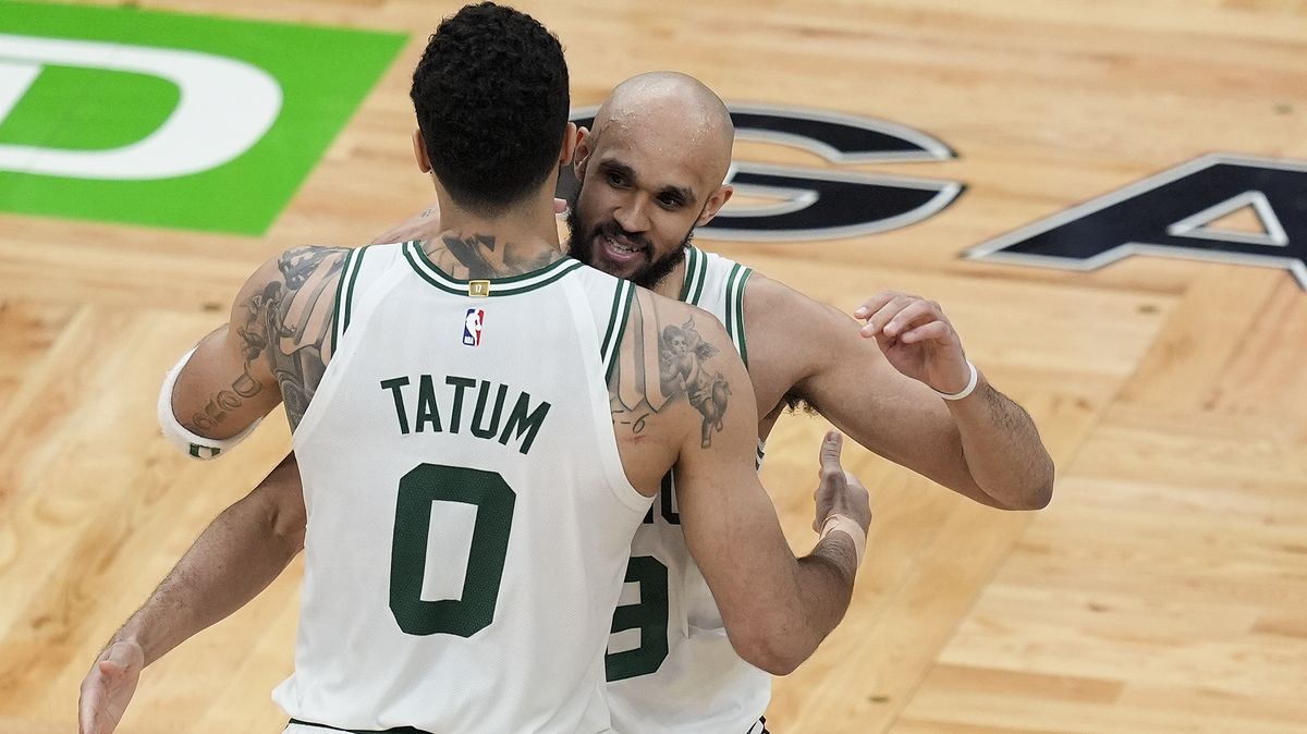 Basketbalisté Bostonu na úvod semifinále NBA udolali Indianu v prodloužení