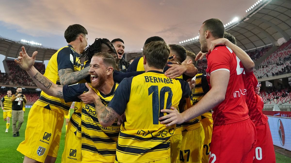 Parma si po třech sezonách ve druhé lize zajistila návrat do Serie A