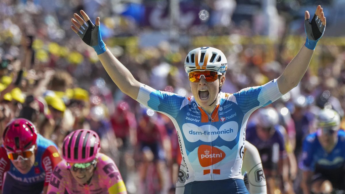 Ženskou Tour de France začala vítězstvím ve spurtu Nizozemka Koolová