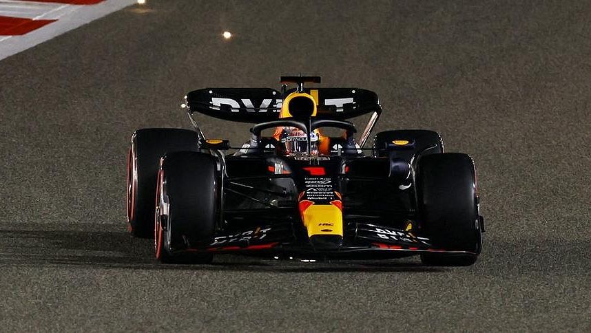 F1 ONLINE: Úvodní závod sezony je tady, Verstappen vyrazí z prvního místa