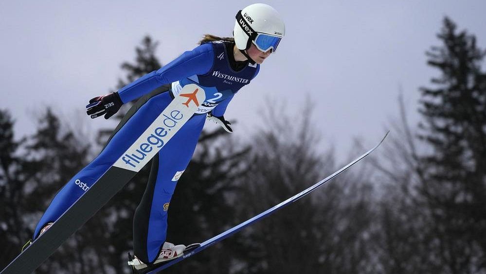 Kvalifikací na MS na velkém můstku prošly Ulrichová a Karolína Indráčková
