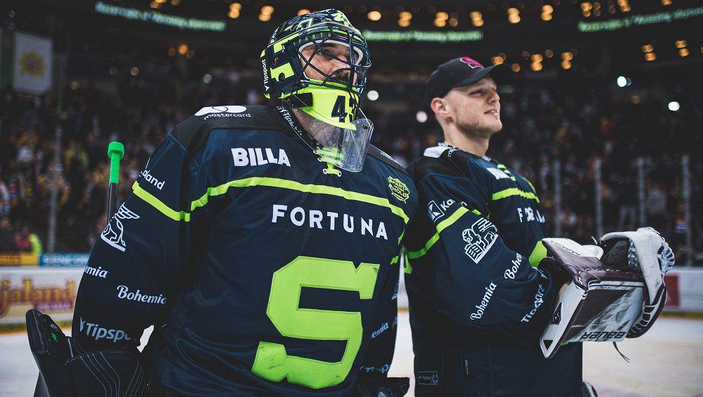 Brankáři Kovář a Kořenář i útočník Horák podepsali nové smlouvy na Spartě