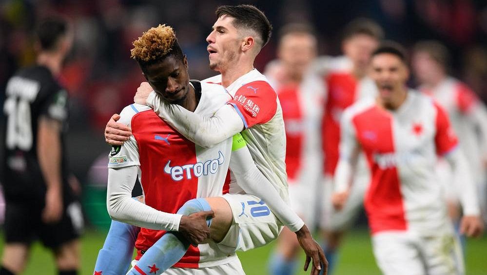 Baník má smůlu, Plavšiče kupuje polský mistr