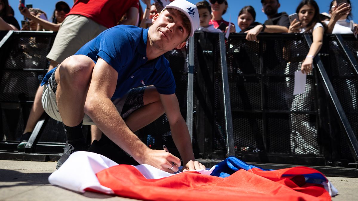Otec dal do jeho kariéry 300 milionů, teď Staněk prosí o peníze fanoušky. Jinak sen o F1 skončí