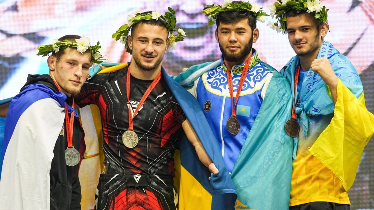 Síla vůle a gladiátoři jako vzor. Stříbro? Nejsem zvyklý prohrávat, říká česká MMA senzace