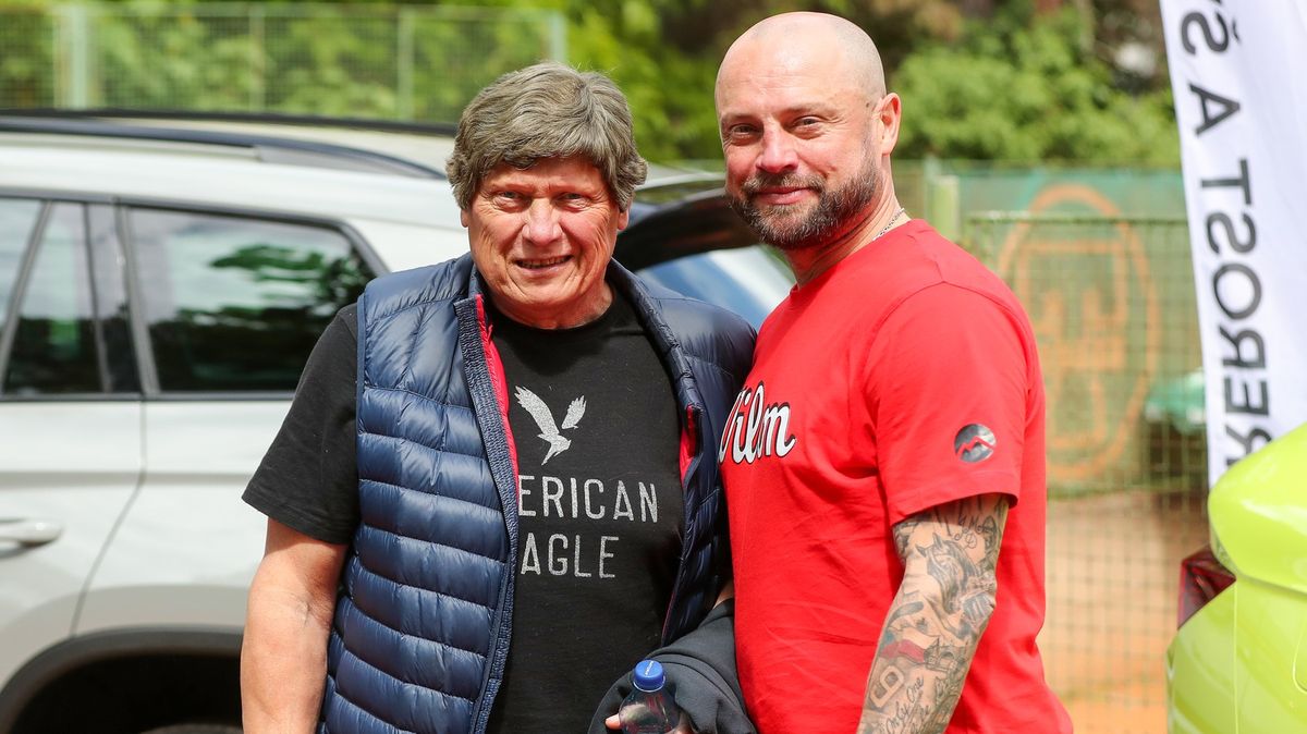 PŘÍKLEP: Každý si hrabal na svém písečku, vzpomíná legenda na návrat do Sparty