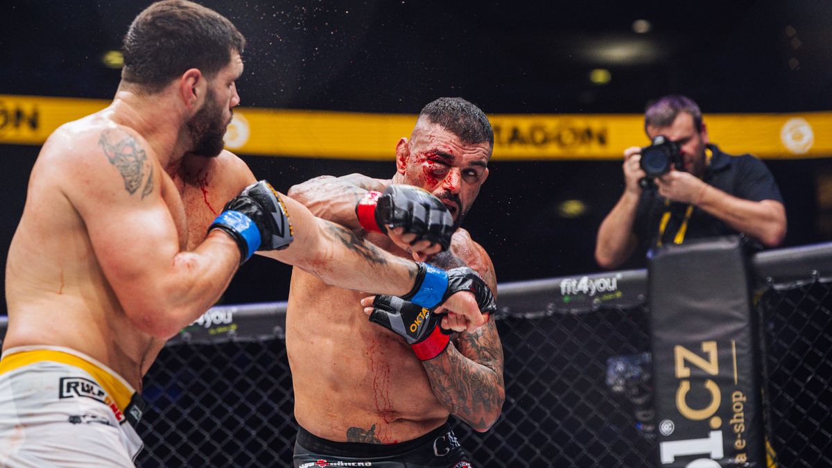 Rekord i nečekané ocenění. Extrémní spokojenost, září organizace Oktagon MMA. Co sudí Procházkova duelu?