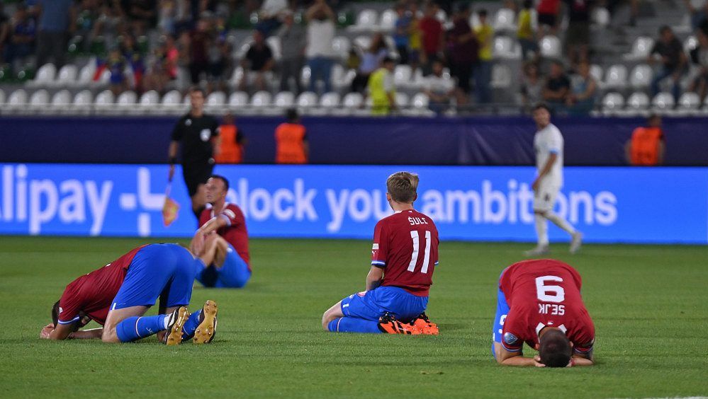 Jsme psychicky zničení, nemáme slov! Lvíčata se po prohře s Izraelem propadla do frustrace
