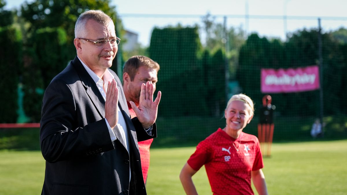 Odvolávat nikoho nebudu, věřím týmu. Tvrdík reaguje na další ztrátu Slavie