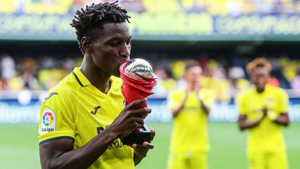 Chelsea posílil senegalský útočník Jackson z Villarrealu