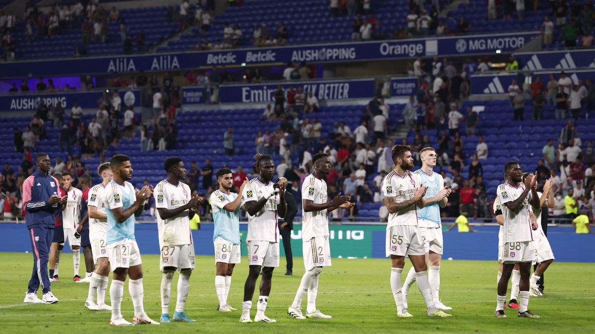 Fotbalisty Lyonu po Blancovi převezme italský trenér Grosso