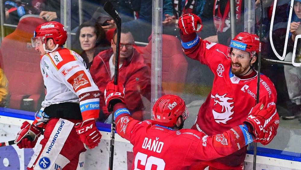 HOKEJ ONLINE: Hradec má doma šanci srovnat stav finále s Třincem