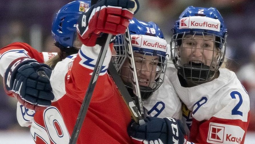 IIHF bude udělovat trofej pro hokejistu a hokejistku roku