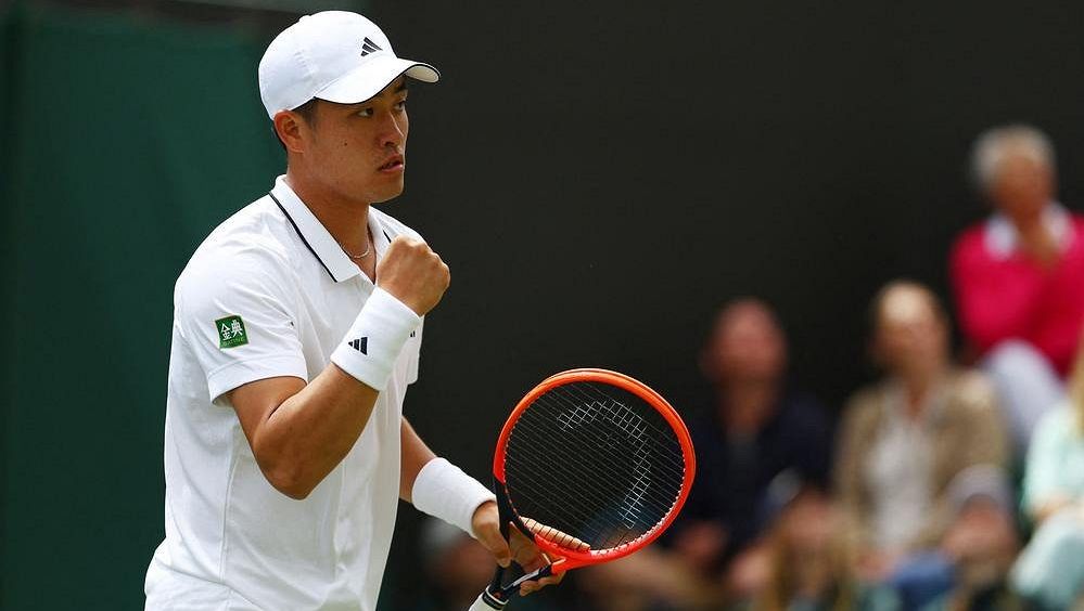 Tep 187. Tenista začal na Wimbledonu kolabovat, přesto zápas dohrál