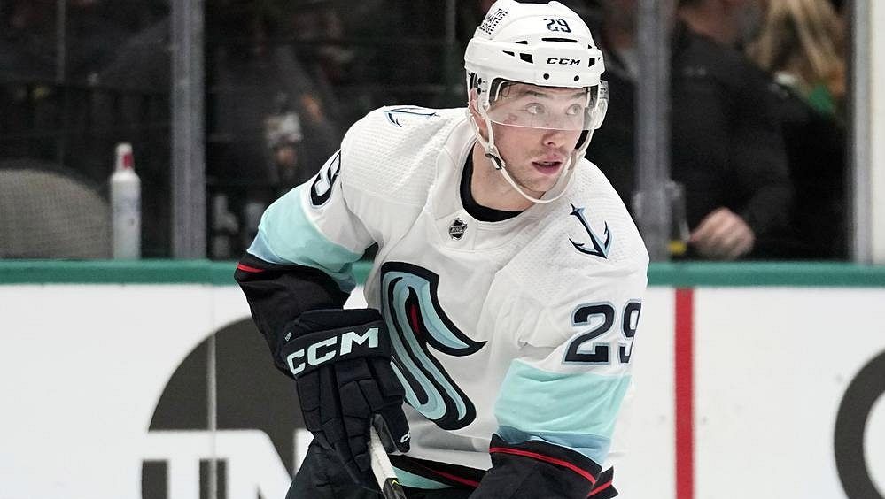 Obránce Dunn nemusí k arbitráži, se Seattlem podepsal čtyřletou smlouvu