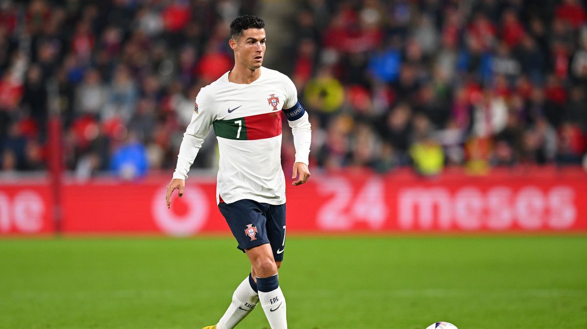 Ronaldo nedoléčil zranění a proti Messimu si v přípravě nezahraje