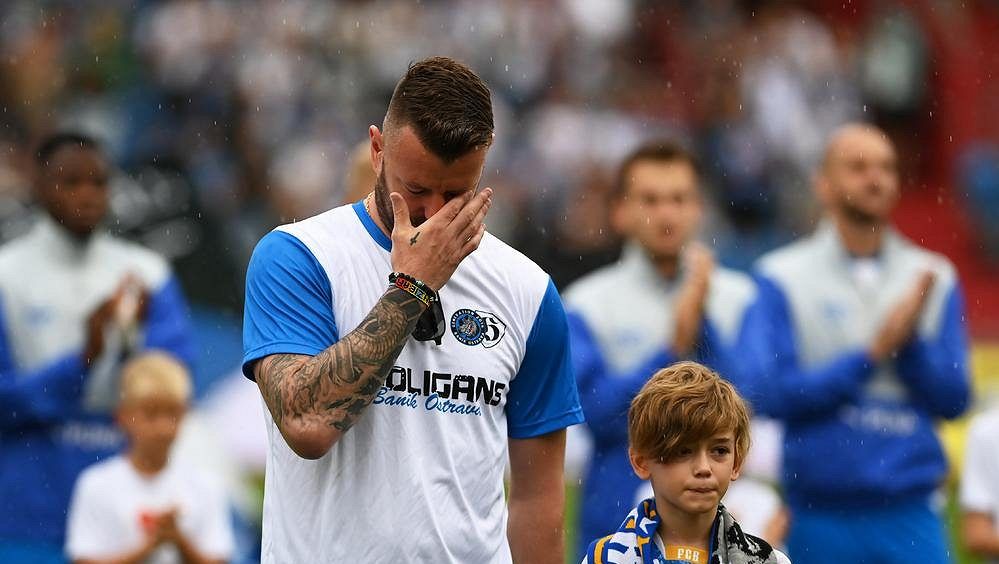 Slzy dojetí i pořádný rýpanec! Legenda se loučila s Baníkem Ostrava