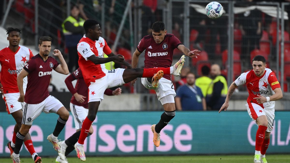 Slavia neměla v derby šanci. Její produktivita je nízká, tvrdí expert