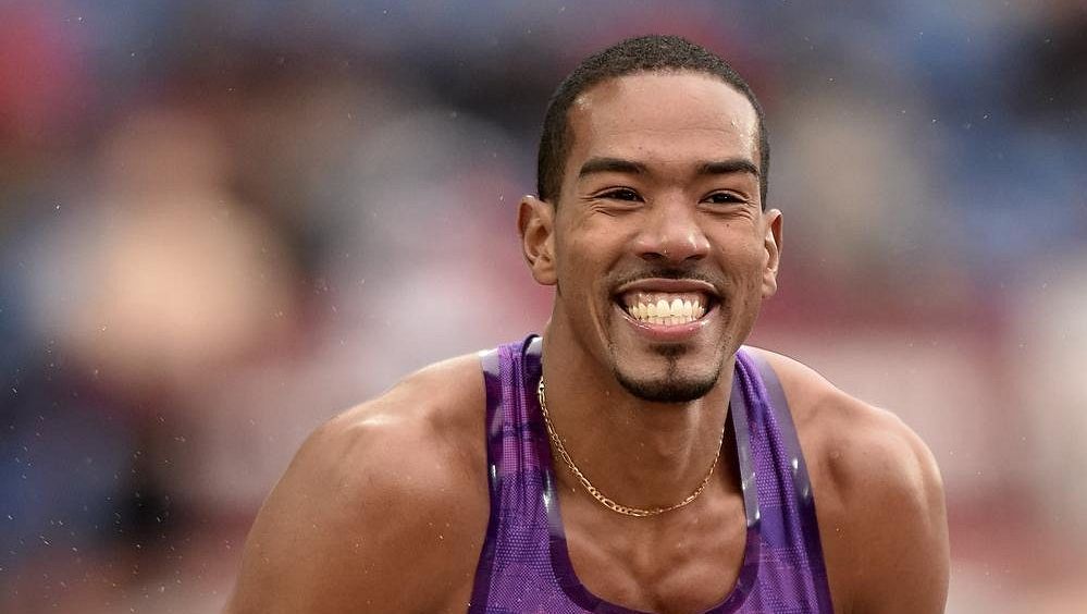 Jamajčan Hibbert vylepšil světový juniorský rekord v trojskoku na 17,87