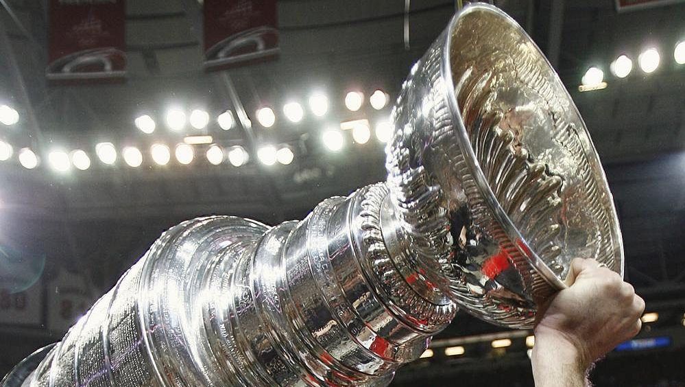 Olympijský vítěz Perry podepsal v NHL roční smlouvu s Chicagem