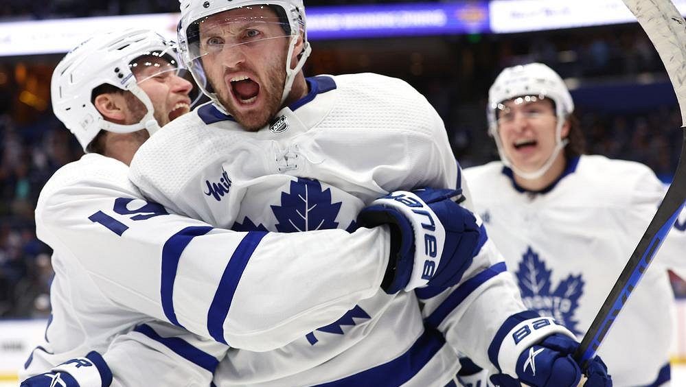 Od beznaděje k mečbolu. Toronto potřebuje zkrotit euforii, minulost varuje