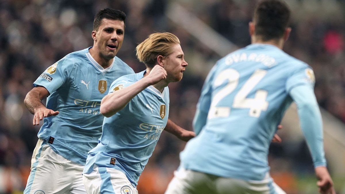 Mimozemšťan De Bruyne! Kevine, jsi drahokamem v koruně, rozplývá se legenda United
